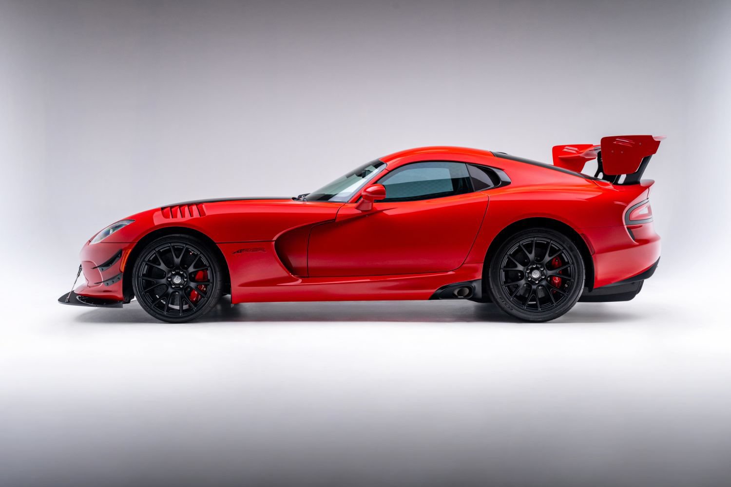 Used 2017 Dodge Viper GTC w/ ACR Package RWD image 7