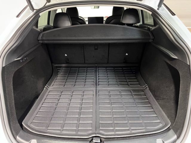 Used 2023 Tesla Model Y Long Range image 14
