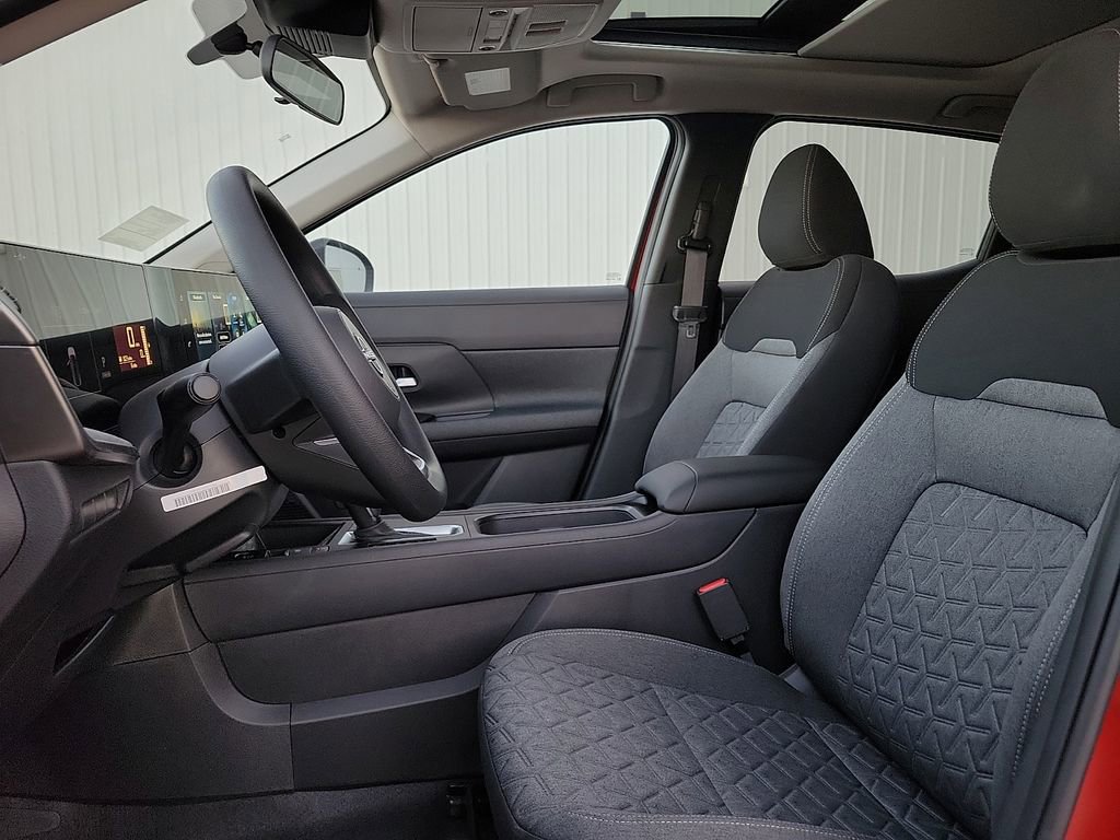 New 2026 Nissan Kicks SV w/ SV Premium Package AWD/4WD image 19