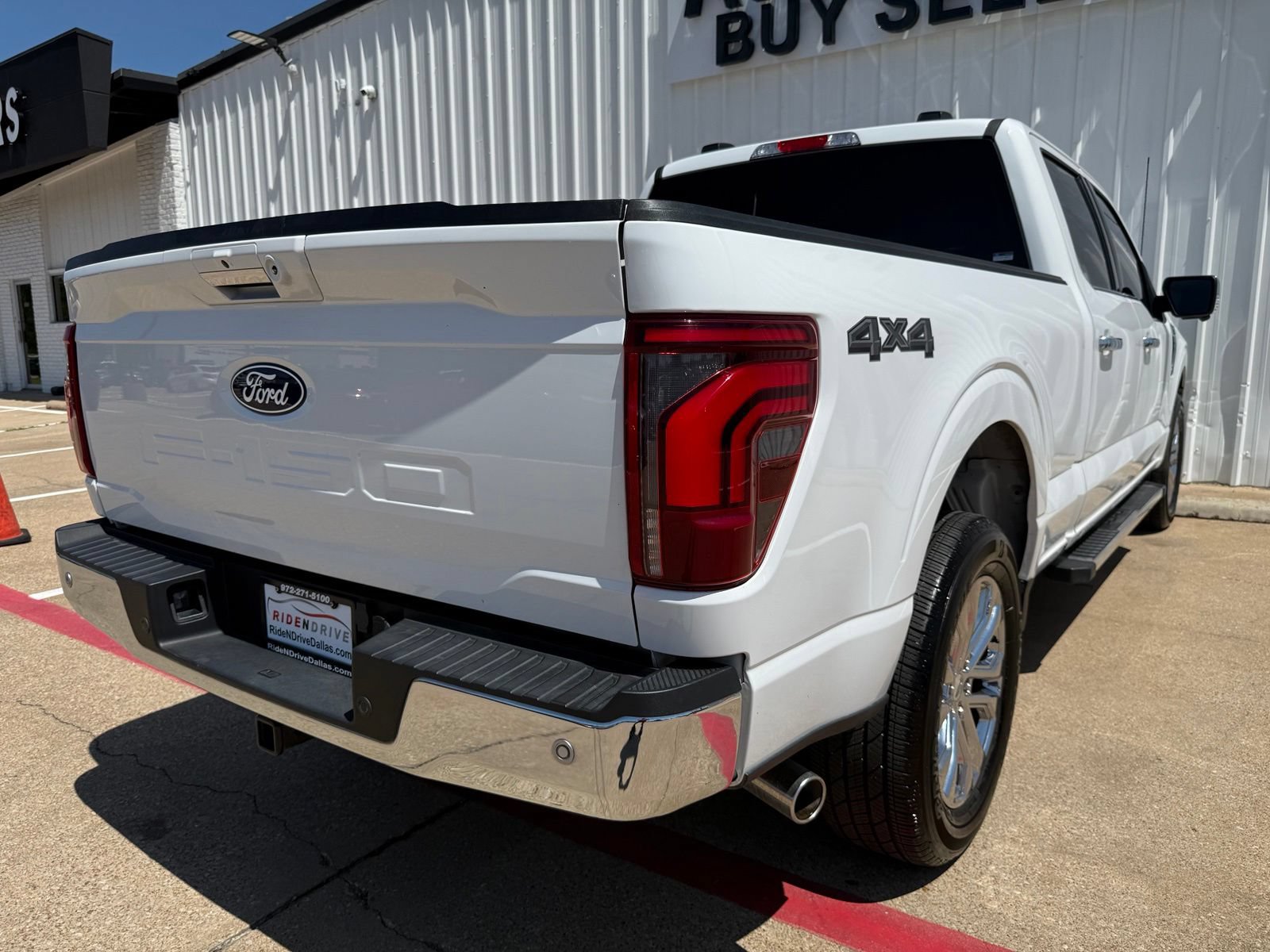 Used 2024 Ford F150 Lariat w/ Tow/Haul Package AWD/4WD image 7