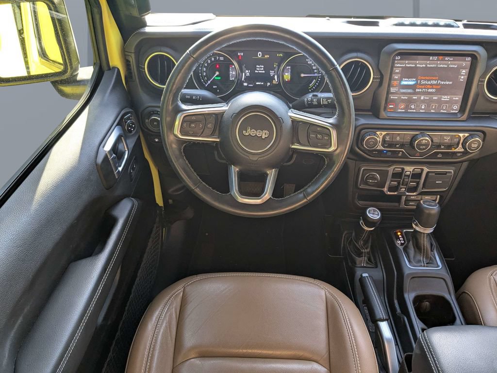 Used 2022 Jeep Wrangler Unlimited Sahara w/ Cold Weather Group AWD/4WD image 13