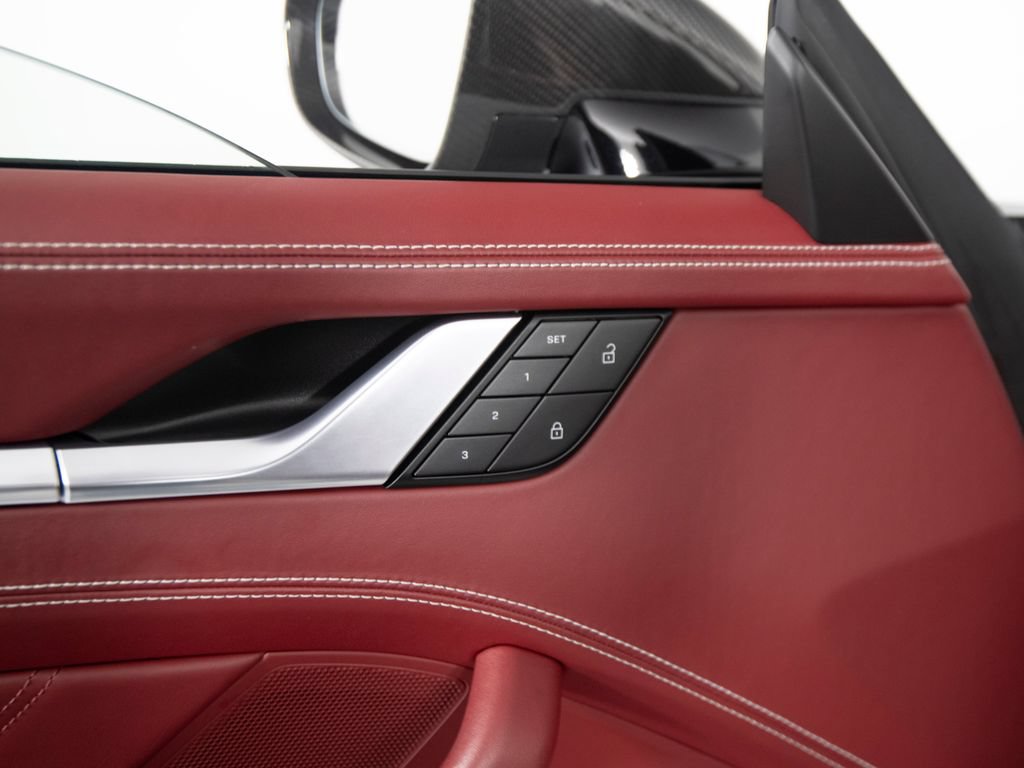 Certified 2022 Porsche 911 Turbo S AWD/4WD image 18