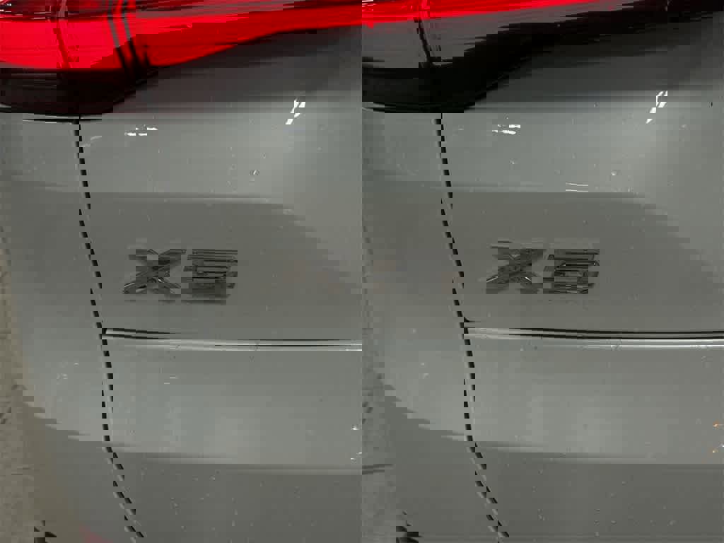 Used 2022 BMW X5 xDrive45e w/ Climate Comfort Package image 27