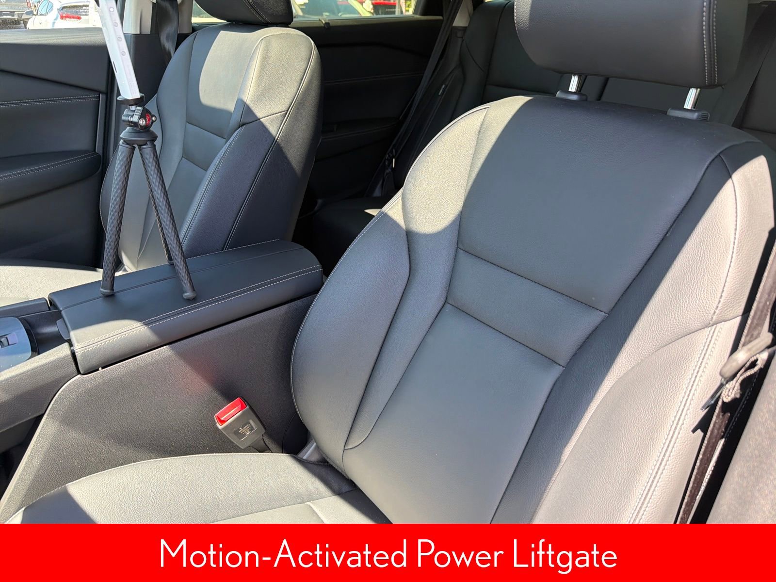 Certified 2025 Nissan Rogue SL w/ Tech Package image 19