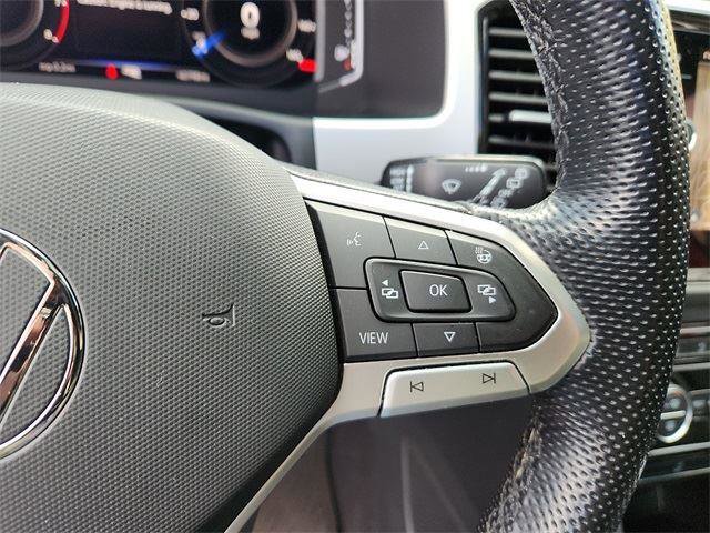 Certified 2022 Volkswagen Atlas SEL Premium image 24