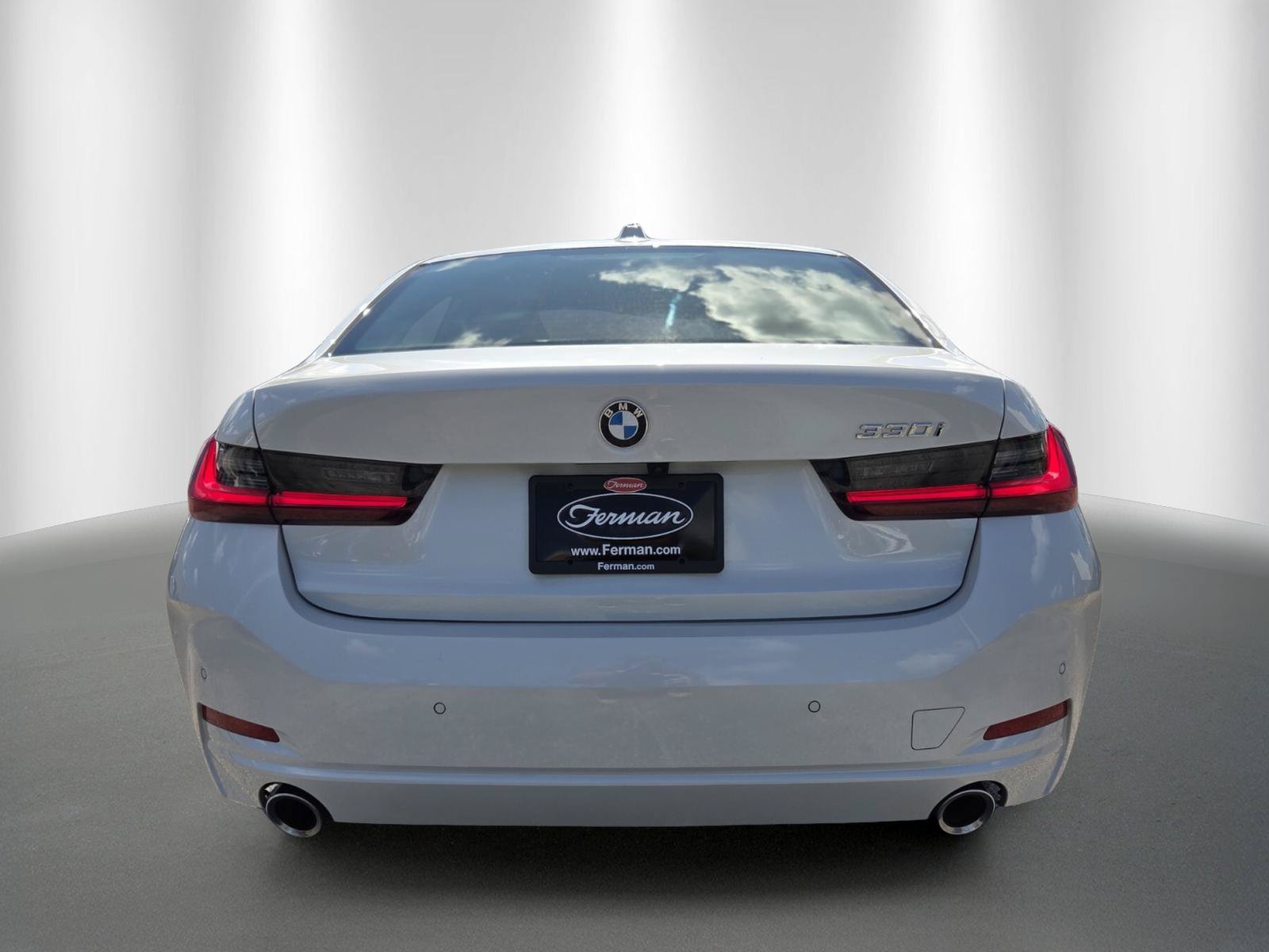 Certified 2025 BMW 330i Sedan RWD image 6