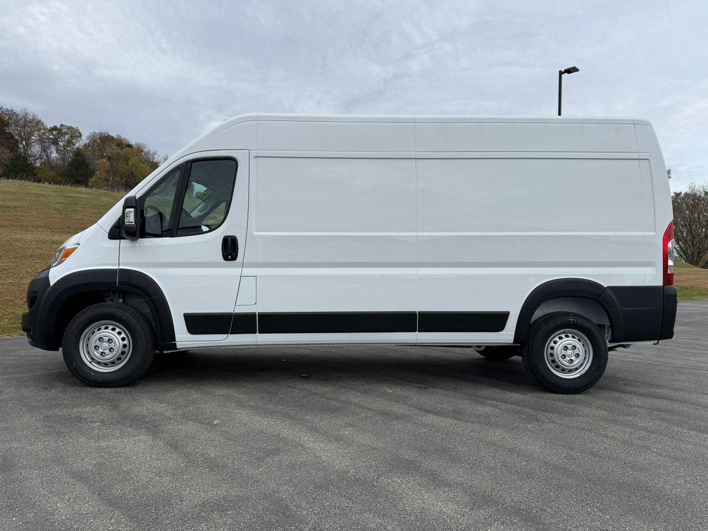 New 2025 RAM ProMaster 2500 w/ Convenience Group image 9
