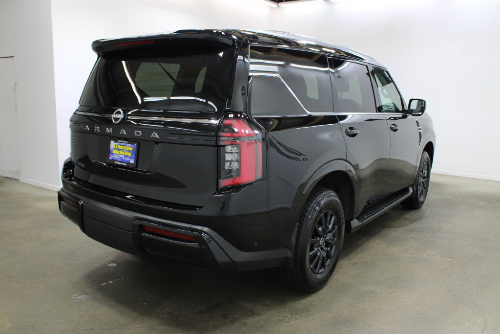 Used 2025 Nissan Armada SV RWD image 5