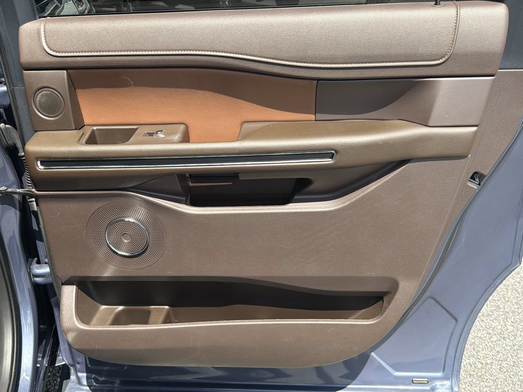 Used 2022 Ford Expedition Max King Ranch AWD/4WD image 17