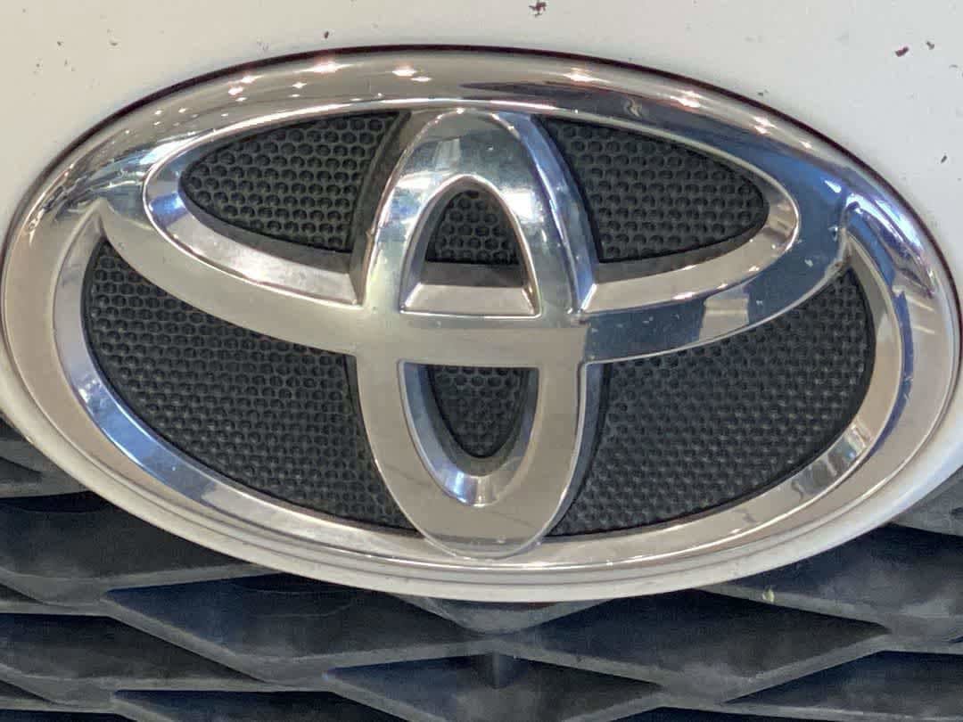 Used 2010 Toyota Corolla S FWD image 10