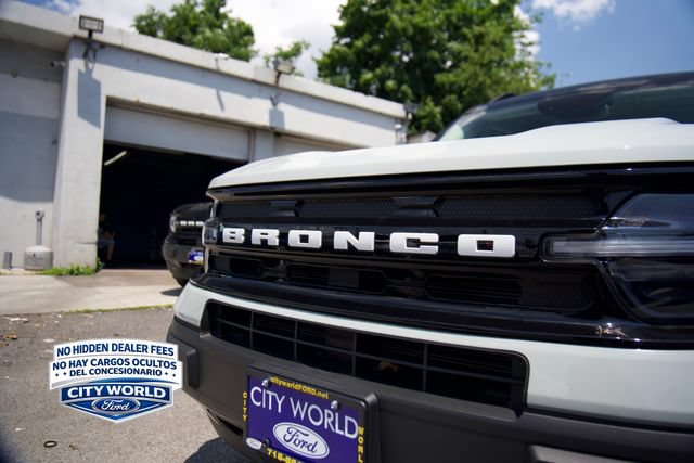 Certified 2022 Ford Bronco Sport Outer Banks w/ Tech Package AWD/4WD image 6