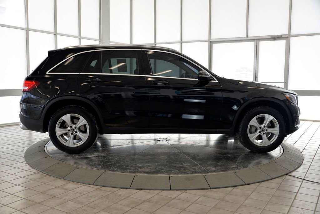 Used 2018 Mercedes-Benz GLC 300 4MATIC image 9
