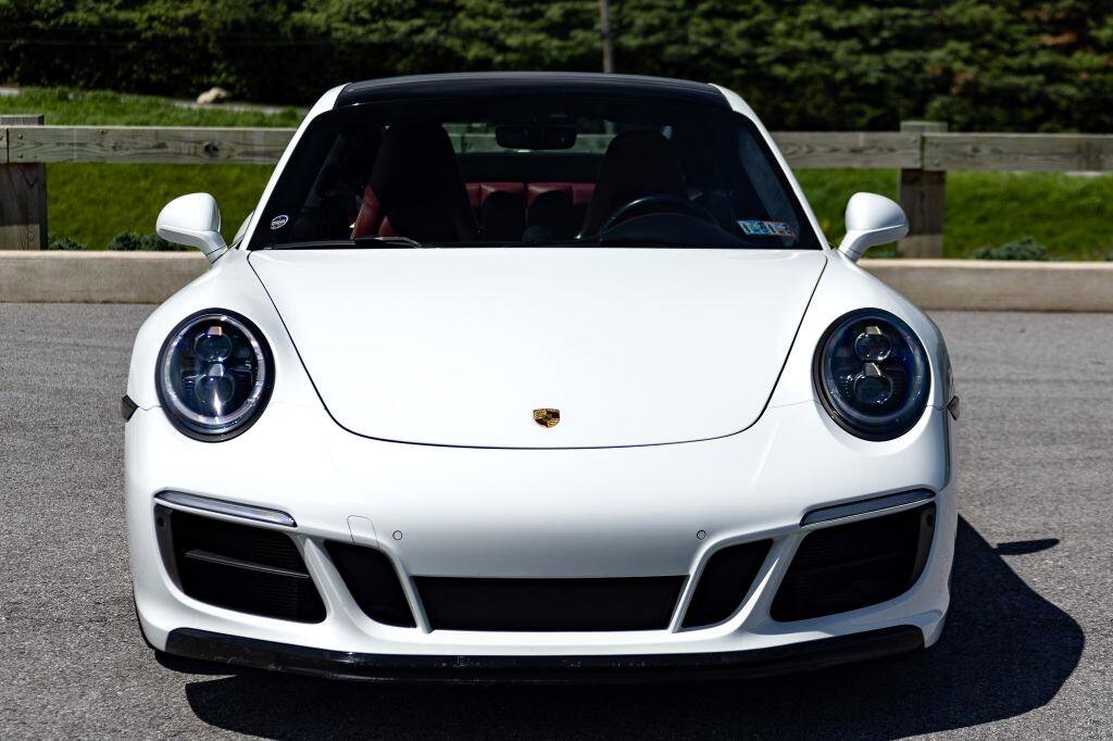 Used 2019 Porsche 911 Carrera GTS image 2