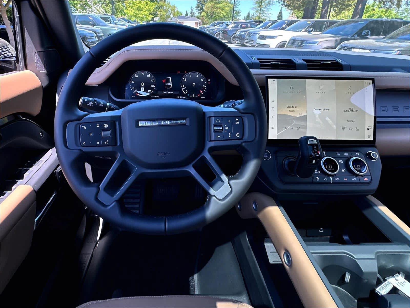 New 2026 Land Rover Defender 130 X-Dynamic SE AWD/4WD image 15
