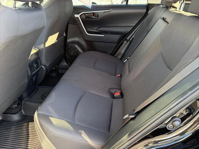 Certified 2025 Toyota RAV4 LE FWD image 30