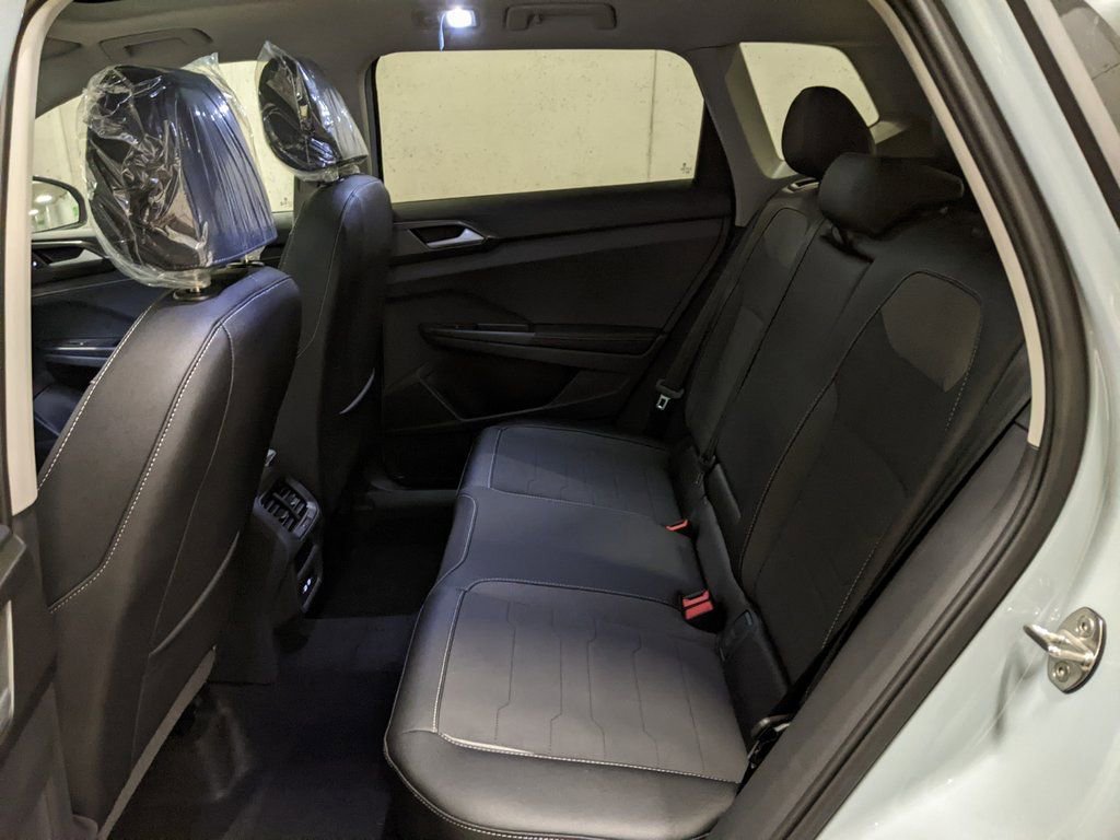 New 2026 Volkswagen Taos SE AWD/4WD image 23