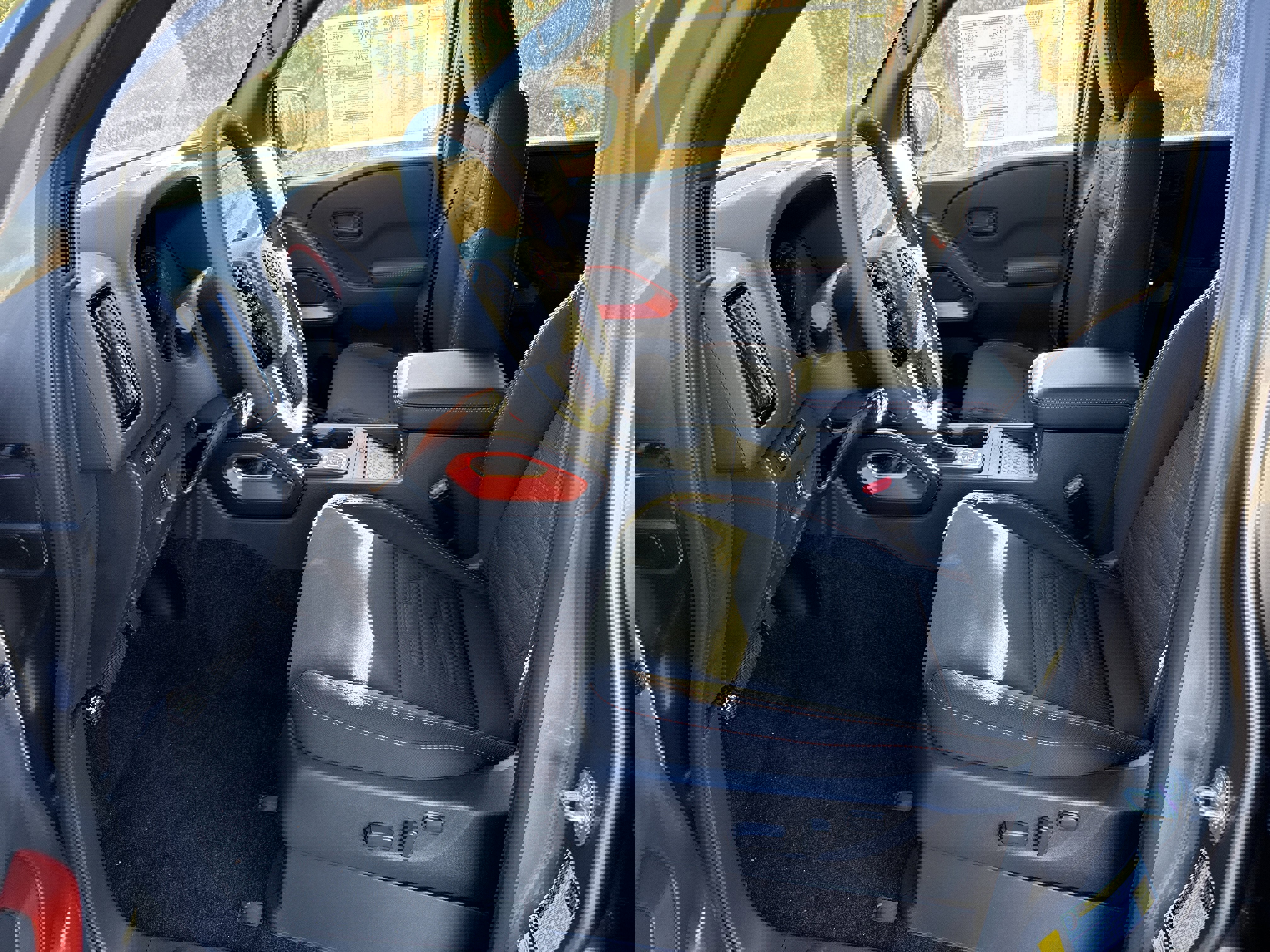 New 2026 Nissan Frontier PRO-4X w/ Pro-4x Convenience Package image 4