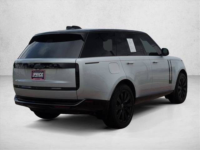 Used 2025 Land Rover Range Rover SE AWD/4WD image 5