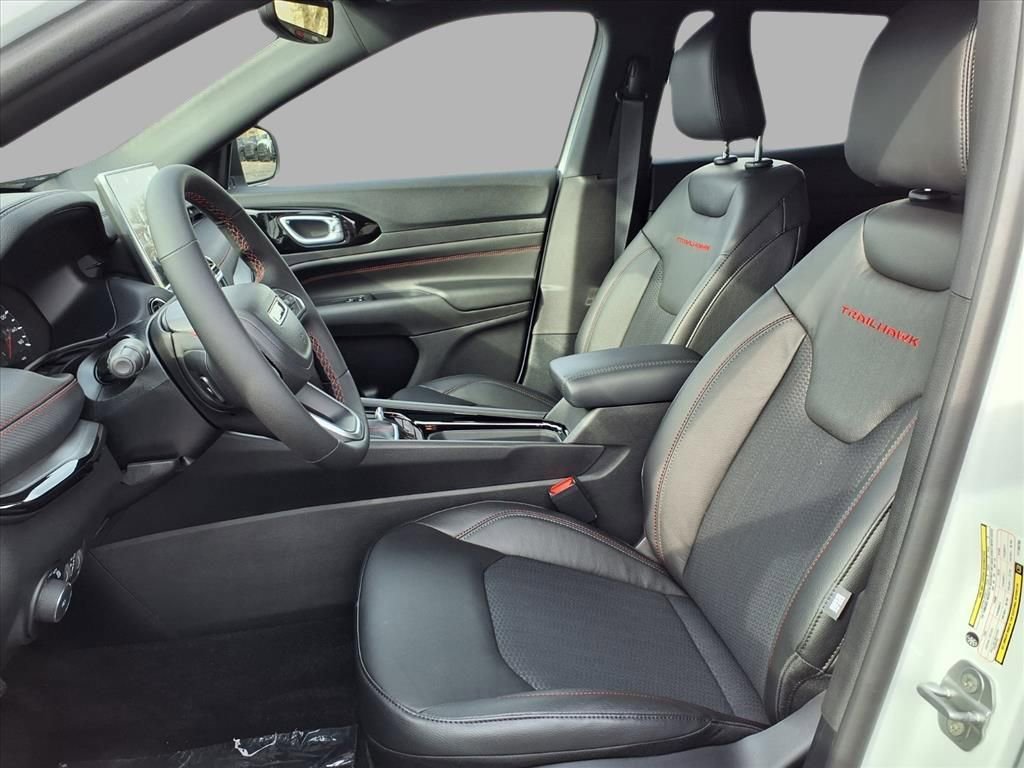 New 2026 Jeep Compass Trailhawk image 19