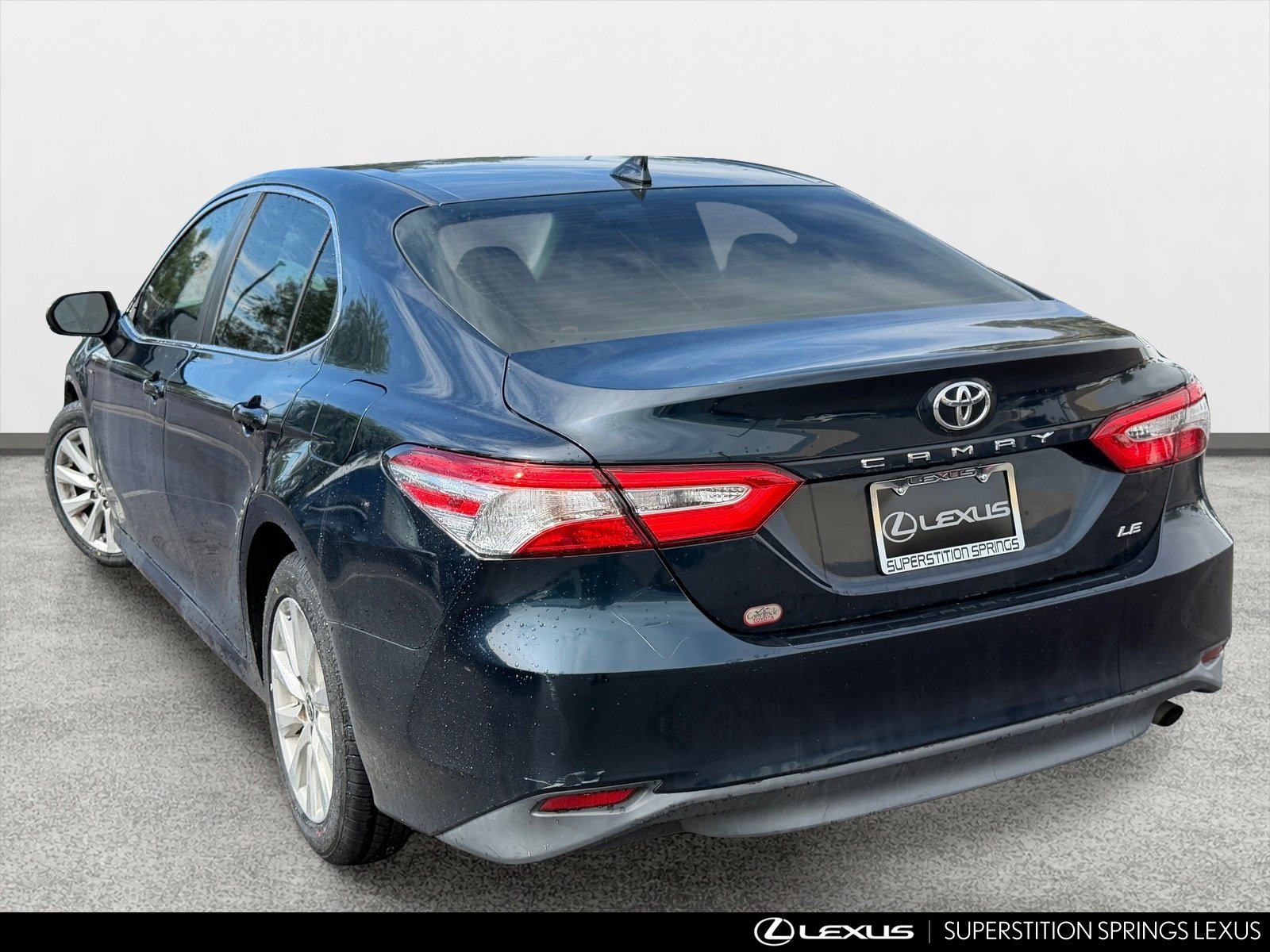 Used 2020 Toyota Camry LE w/ Carpet Mat Package FWD image 4