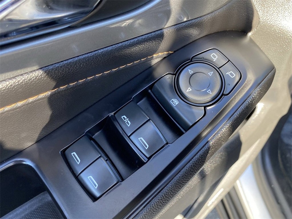 Used 2020 Chevrolet Traverse LT w/ LT Premium Package image 21