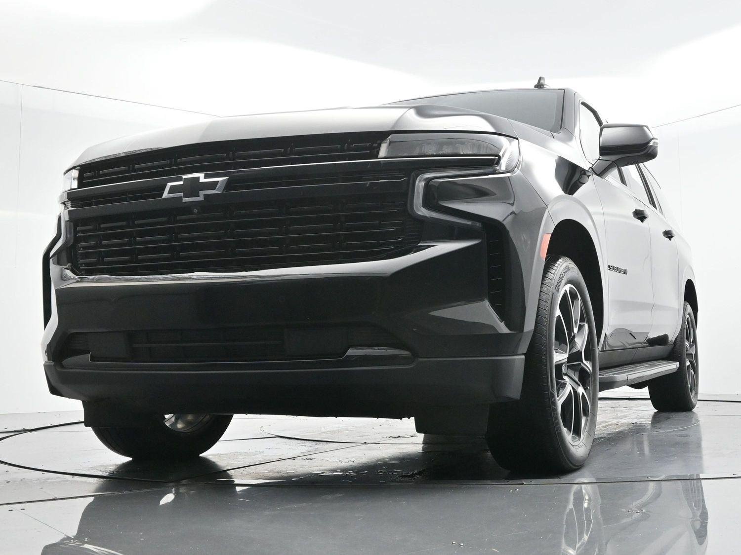 Used 2024 Chevrolet Suburban RST w/ Luxury Package AWD/4WD image 53