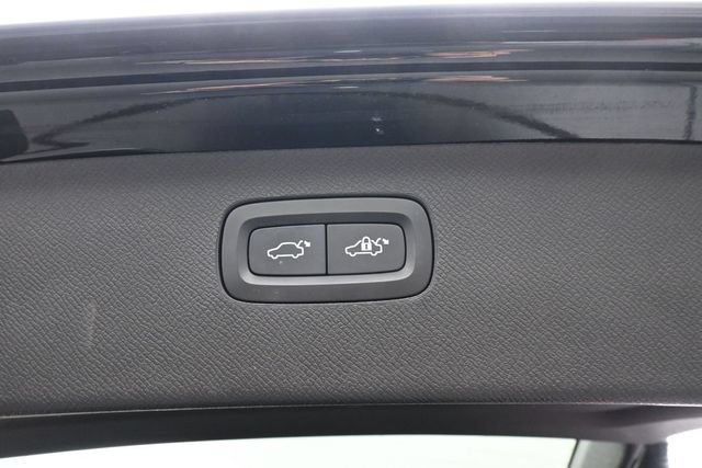 Used 2023 Volvo XC90 B6 Ultimate w/ Protection Package Premier AWD/4WD image 28