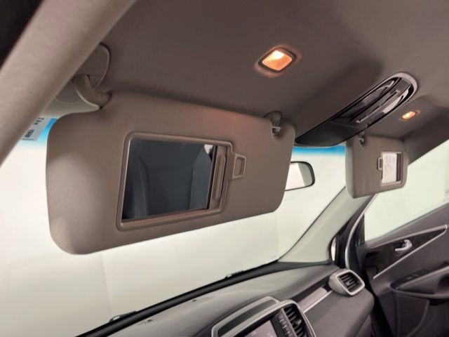 Used 2020 Kia Sorento LX image 34
