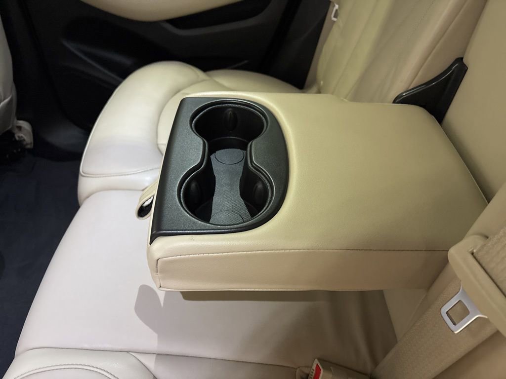 Used 2019 Buick Envision Essence image 30