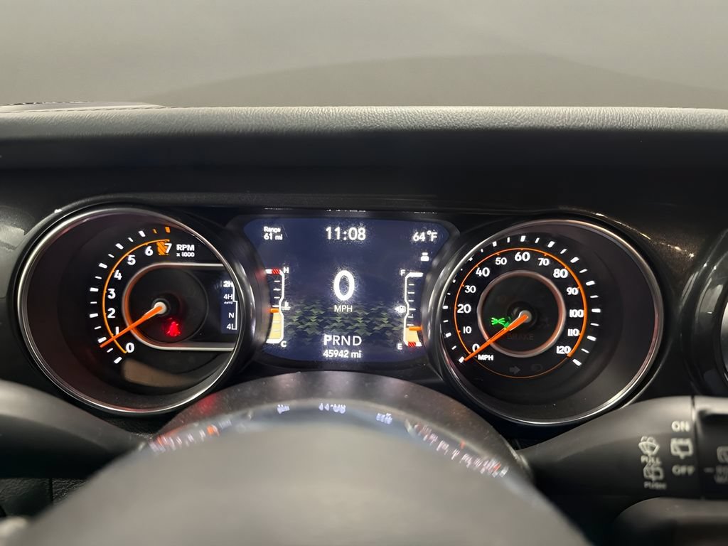 Used 2020 Jeep Wrangler Unlimited Sahara AWD/4WD image 33