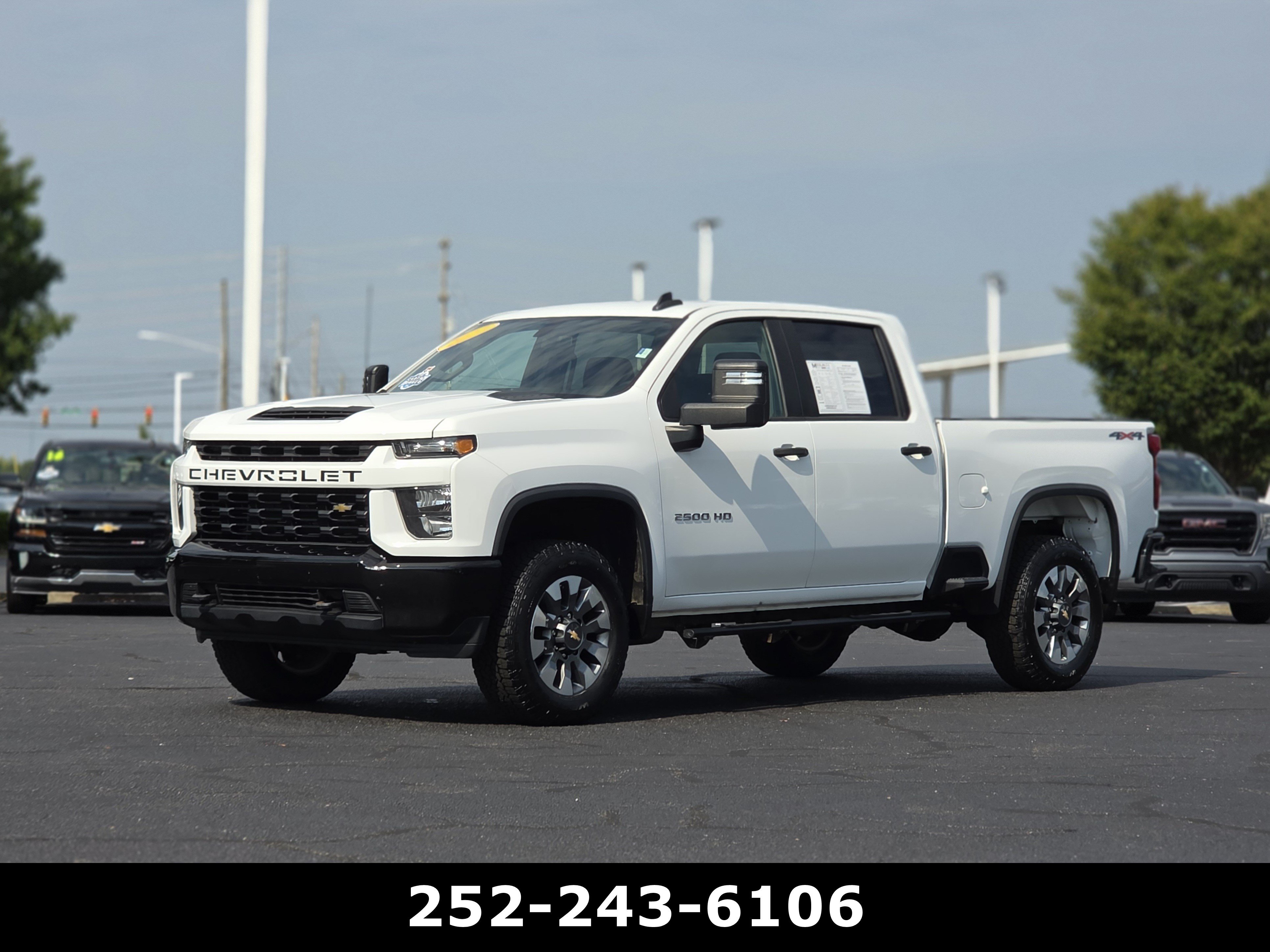 Used 2023 Chevrolet Silverado 2500 Custom w/ Custom Convenience Package AWD/4WD image 3