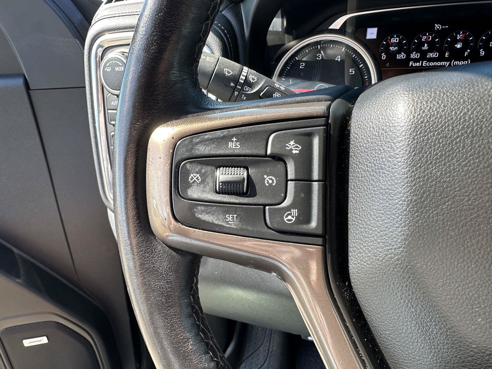 Used 2021 Chevrolet Silverado 1500 High Country w/ Technology Package AWD/4WD image 24
