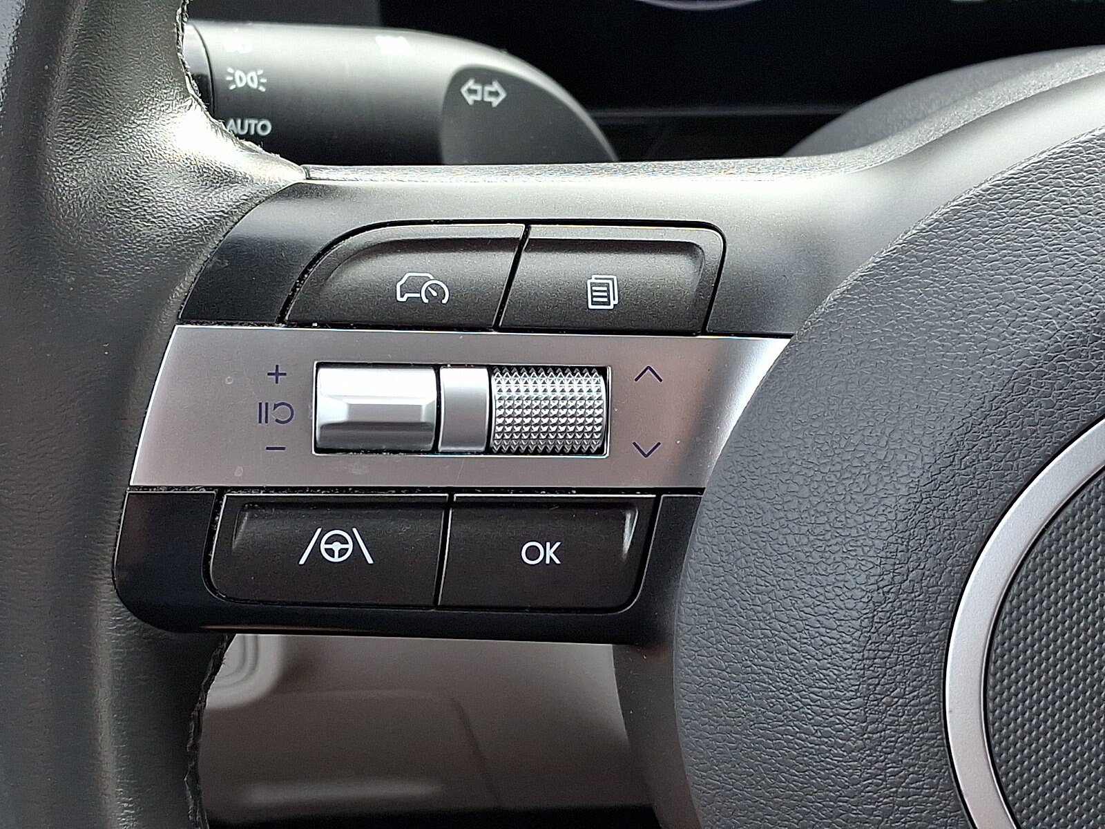 Used 2025 Hyundai Kona SEL AWD/4WD image 20