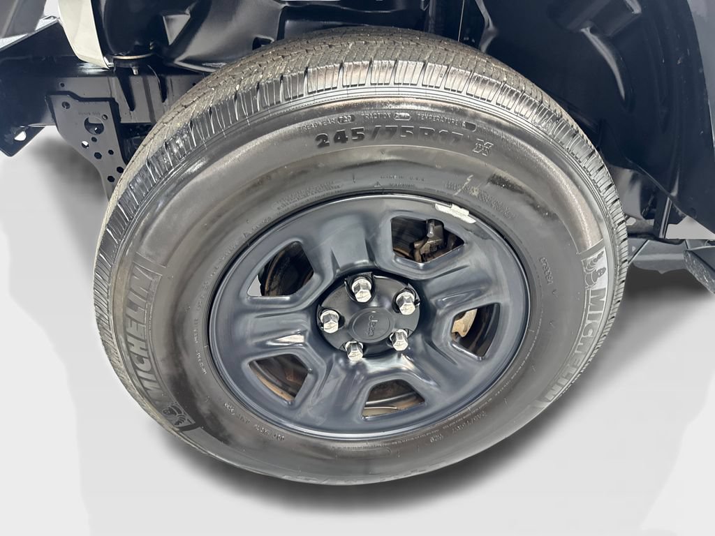 Used 2022 Jeep Wrangler Sport AWD/4WD image 79