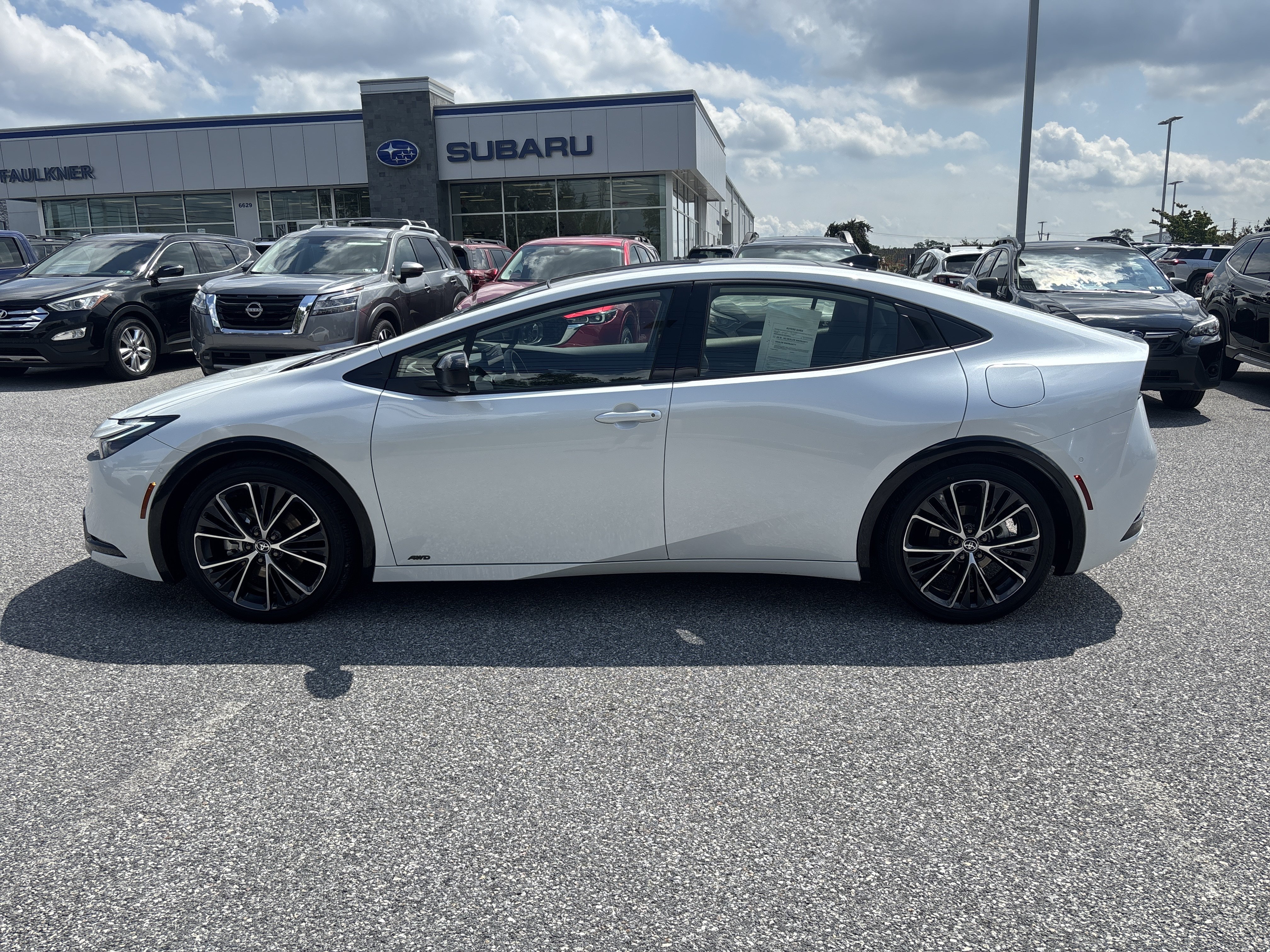 Used 2025 Toyota Prius Limited w/ Limited Premium Package AWD/4WD image 19