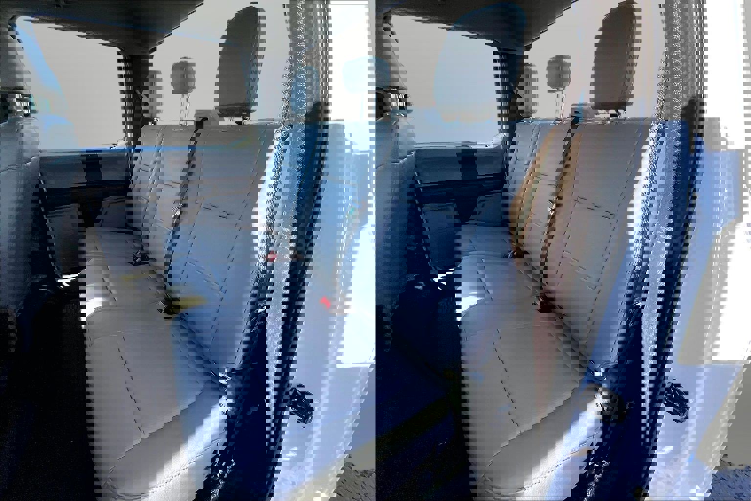 Used 2020 Ford F350 Lariat image 18