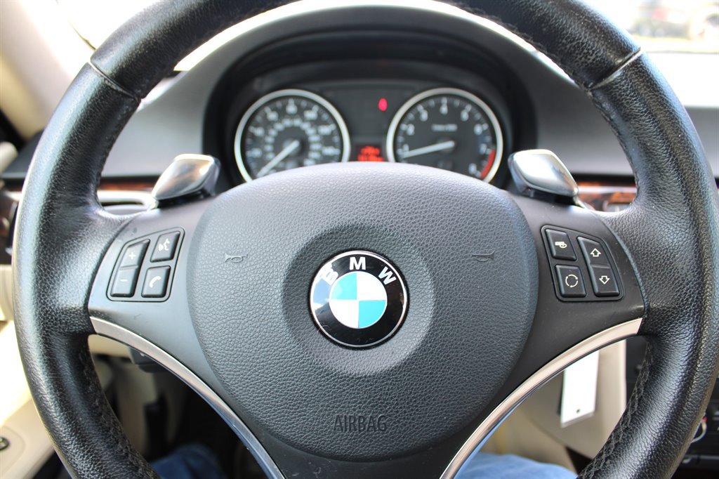 Used 2009 BMW 328i Coupe RWD image 21