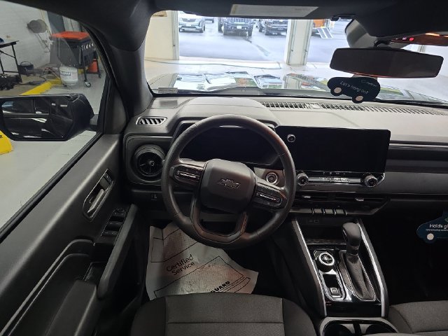 Certified 2024 Chevrolet Colorado Trail Boss w/ Advanced Trailering Package AWD/4WD image 12