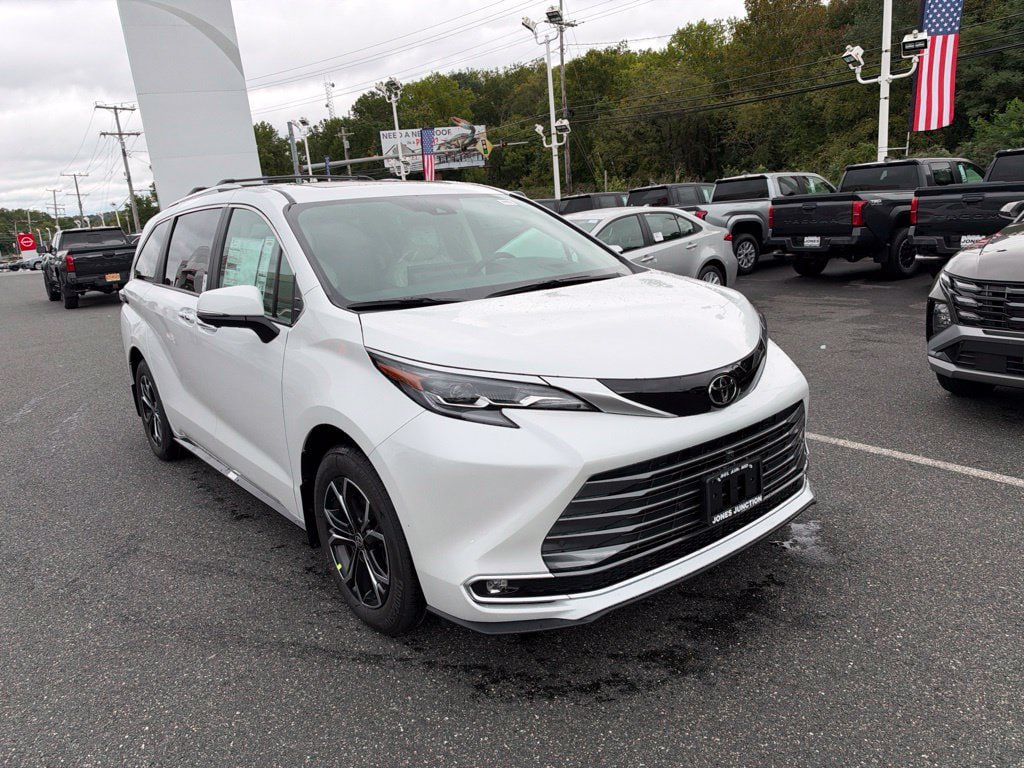 New 2026 Toyota Sienna Platinum AWD/4WD image 2