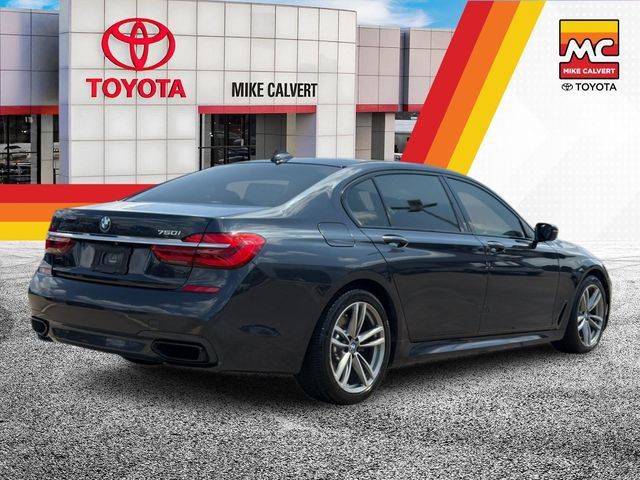 Used 2019 BMW 750i w/ Executive Package RWD image 5