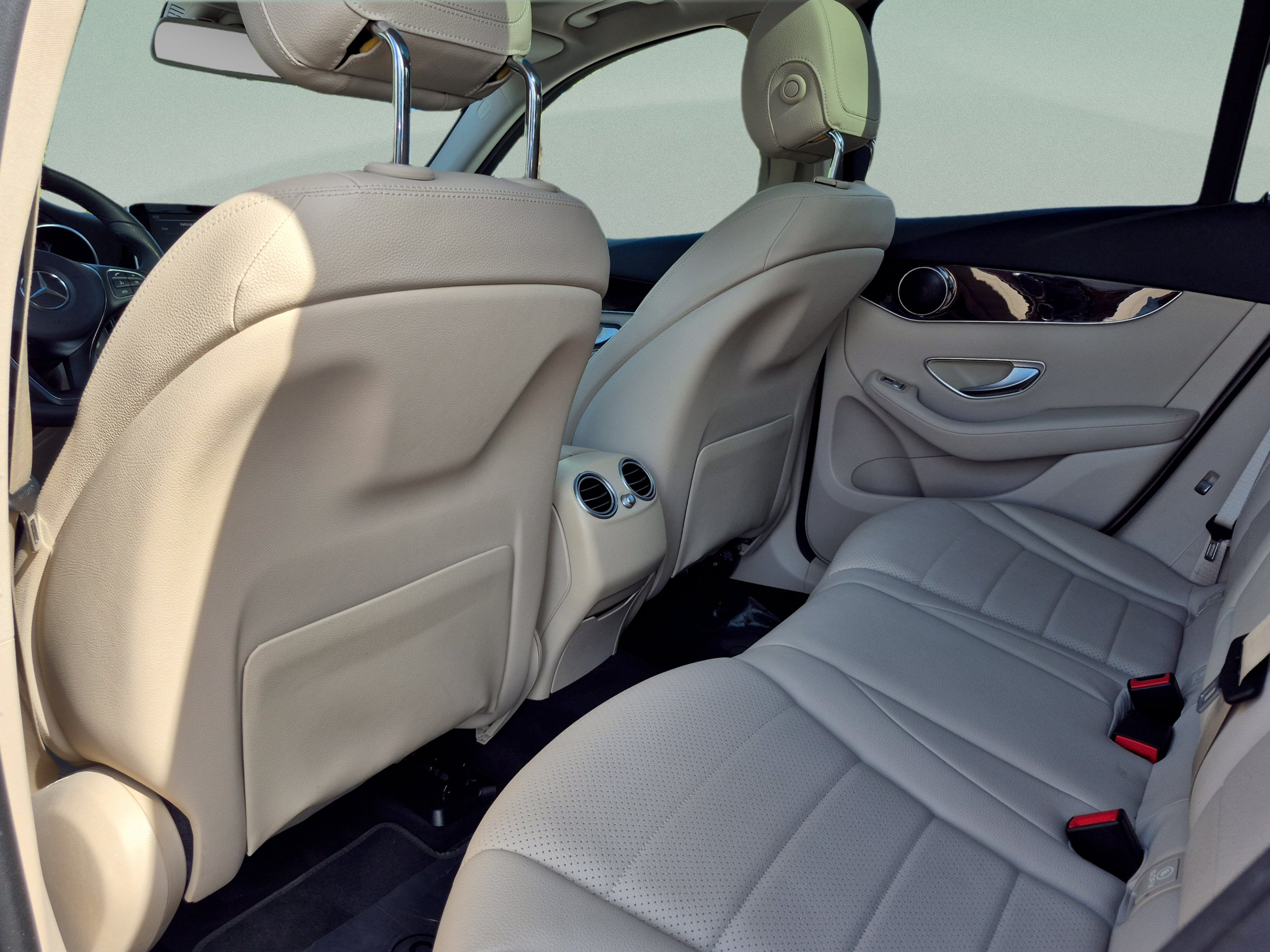 Used 2017 Mercedes-Benz GLC 300 image 16