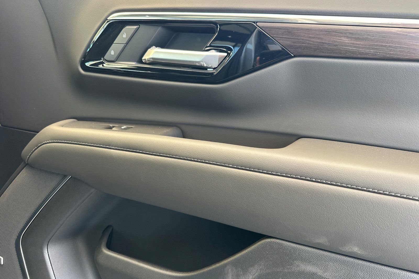 New 2026 Chevrolet Tahoe Z71 w/ Comfort Package image 21