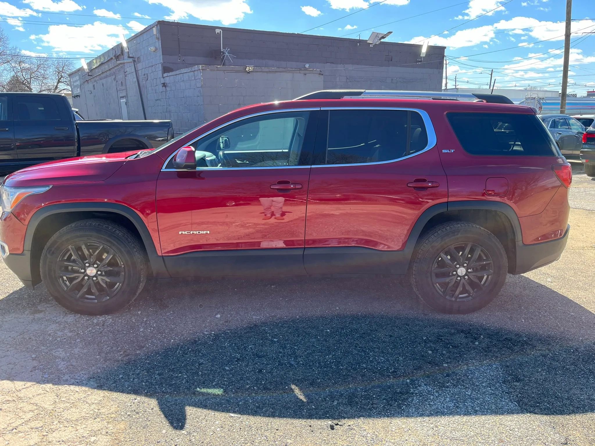 Used 2019 GMC Acadia SLT image 5