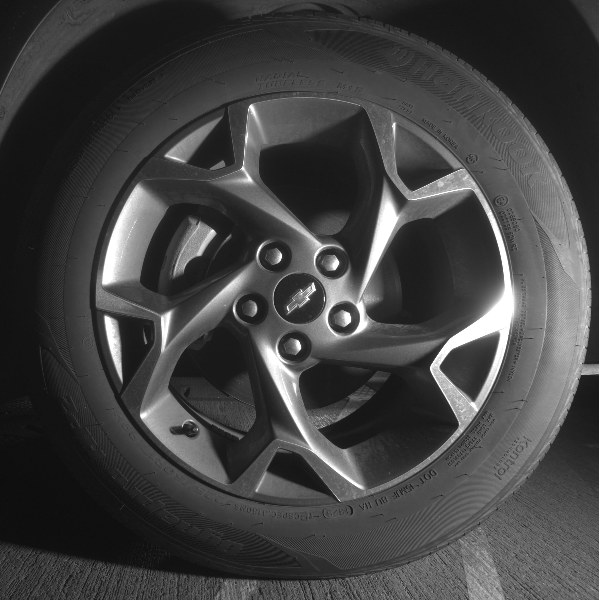 Used 2025 Chevrolet Trax LT FWD image 12
