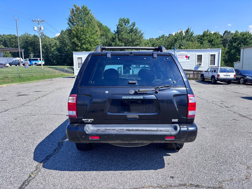 Used 2002 Nissan Pathfinder SE RWD image 6