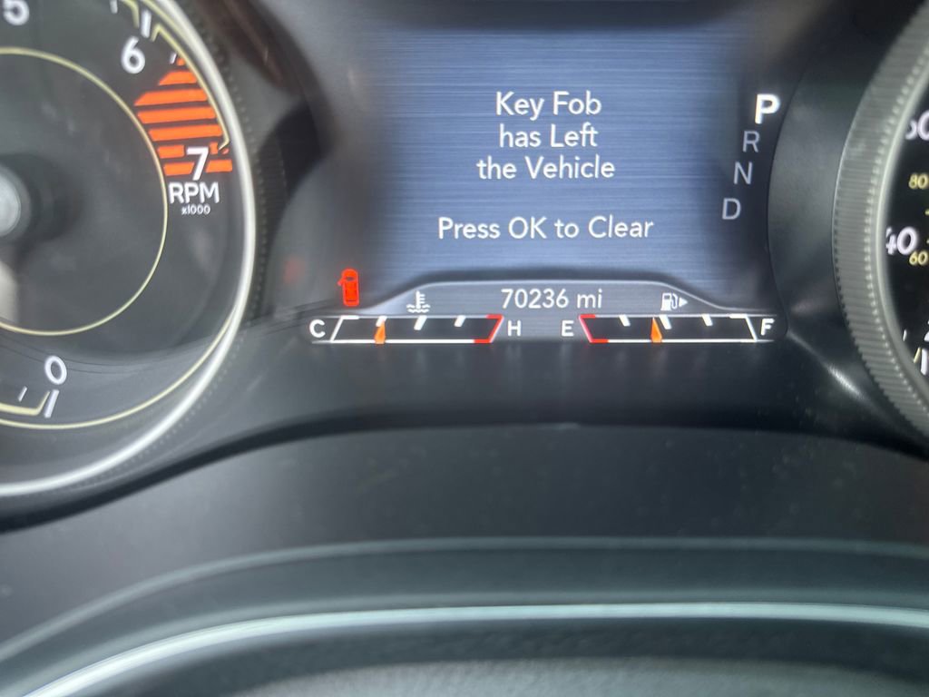 Used 2023 Jeep Cherokee Altitude Lux AWD/4WD image 14