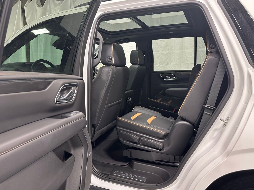 Used 2024 GMC Yukon AT4 w/ AT4 Premium Package image 41