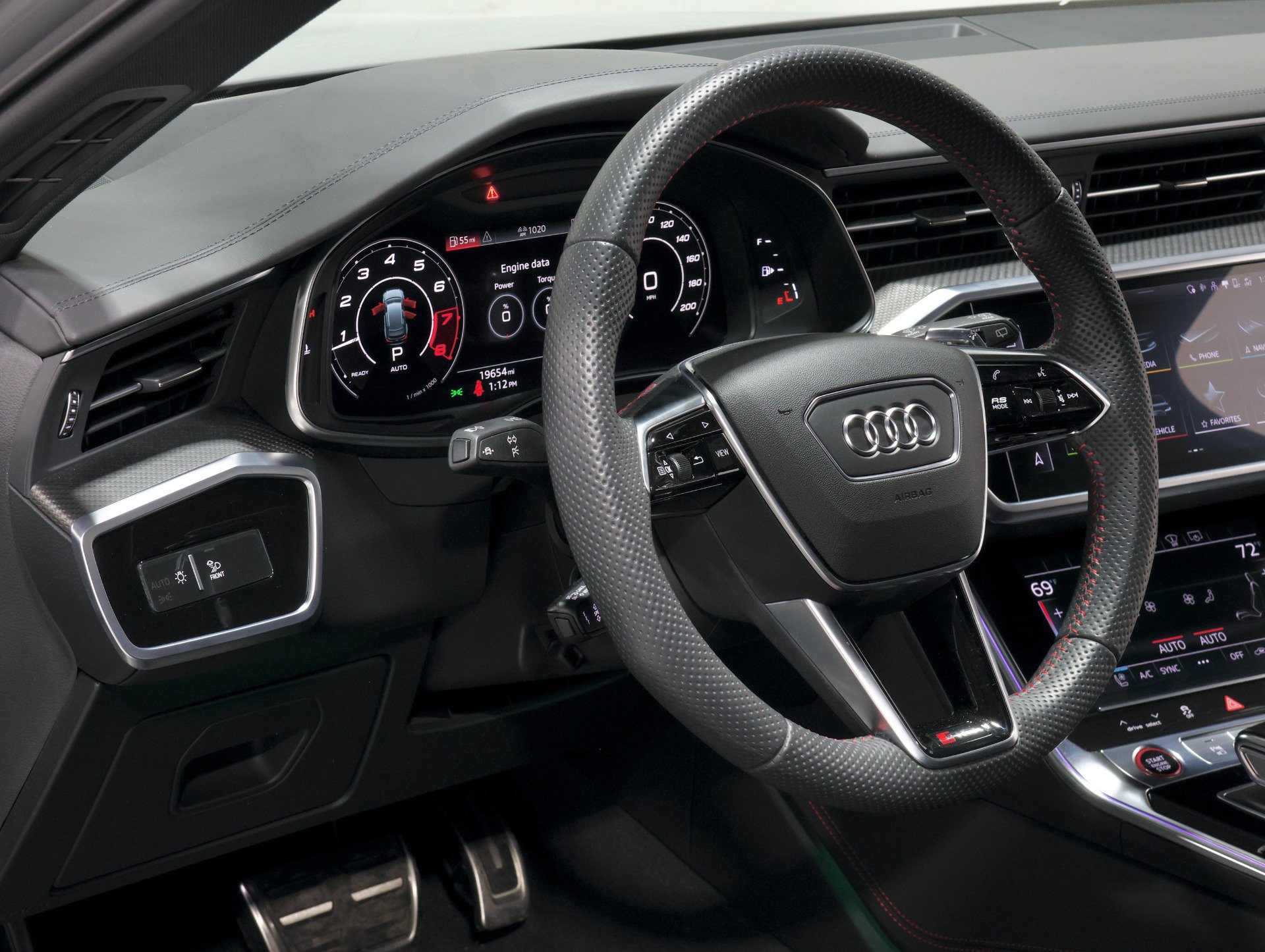 Used 2021 Audi RS 6 AWD/4WD image 53