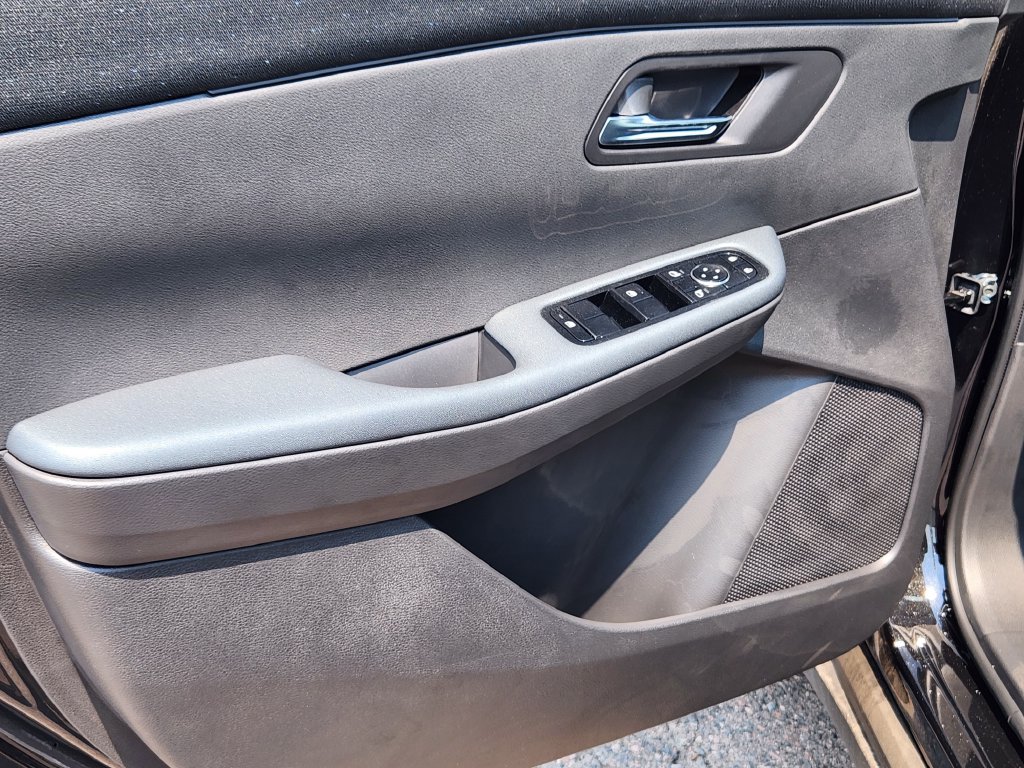 New 2026 Nissan Leaf SV+ FWD image 12