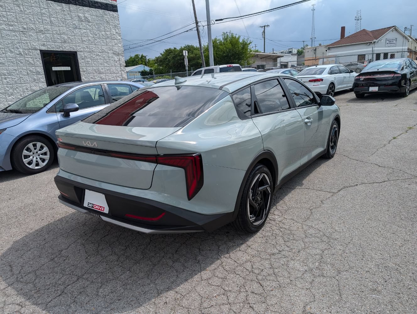 Used 2025 Kia K4 EX FWD image 6